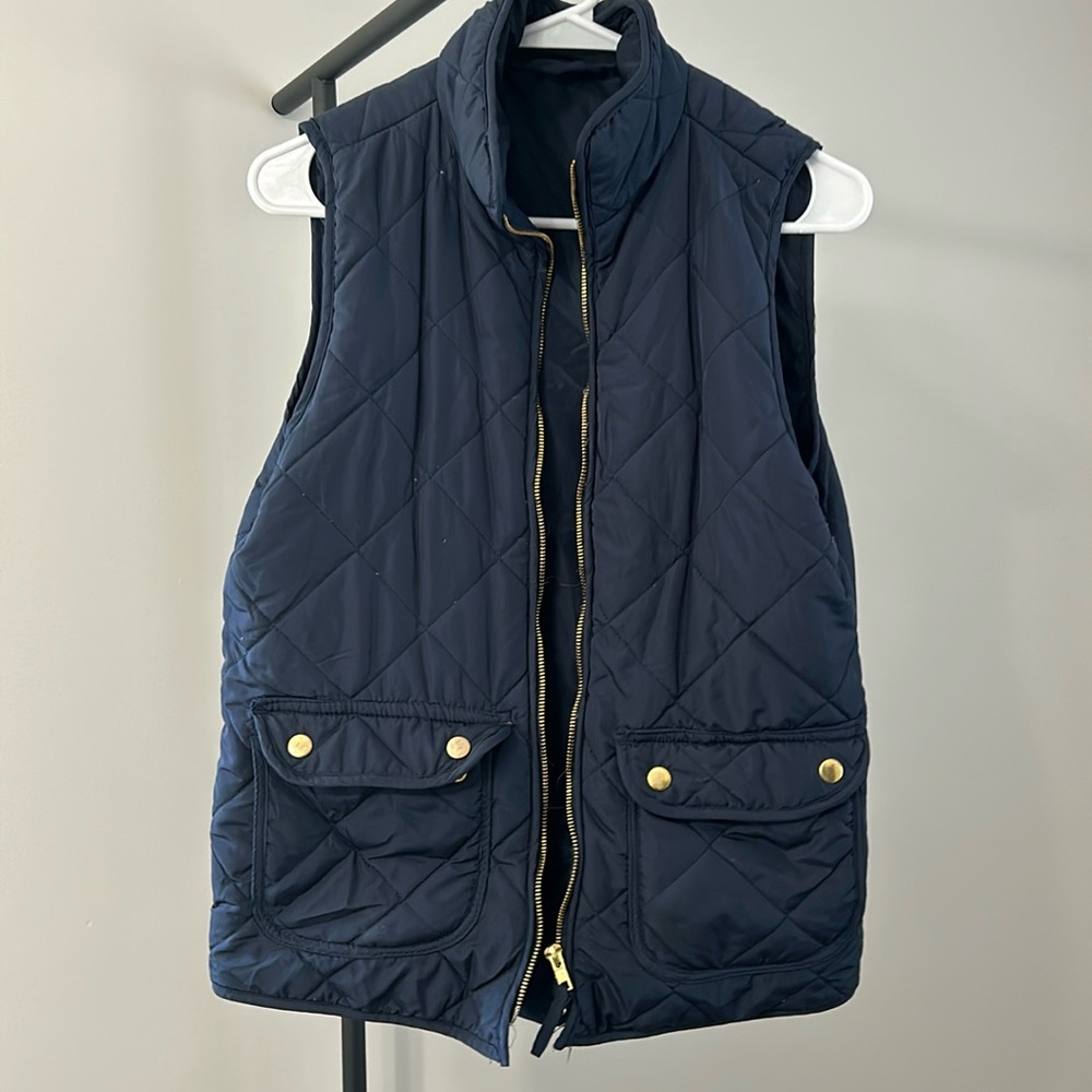 Francesca’s Women’s blue vest. Size M